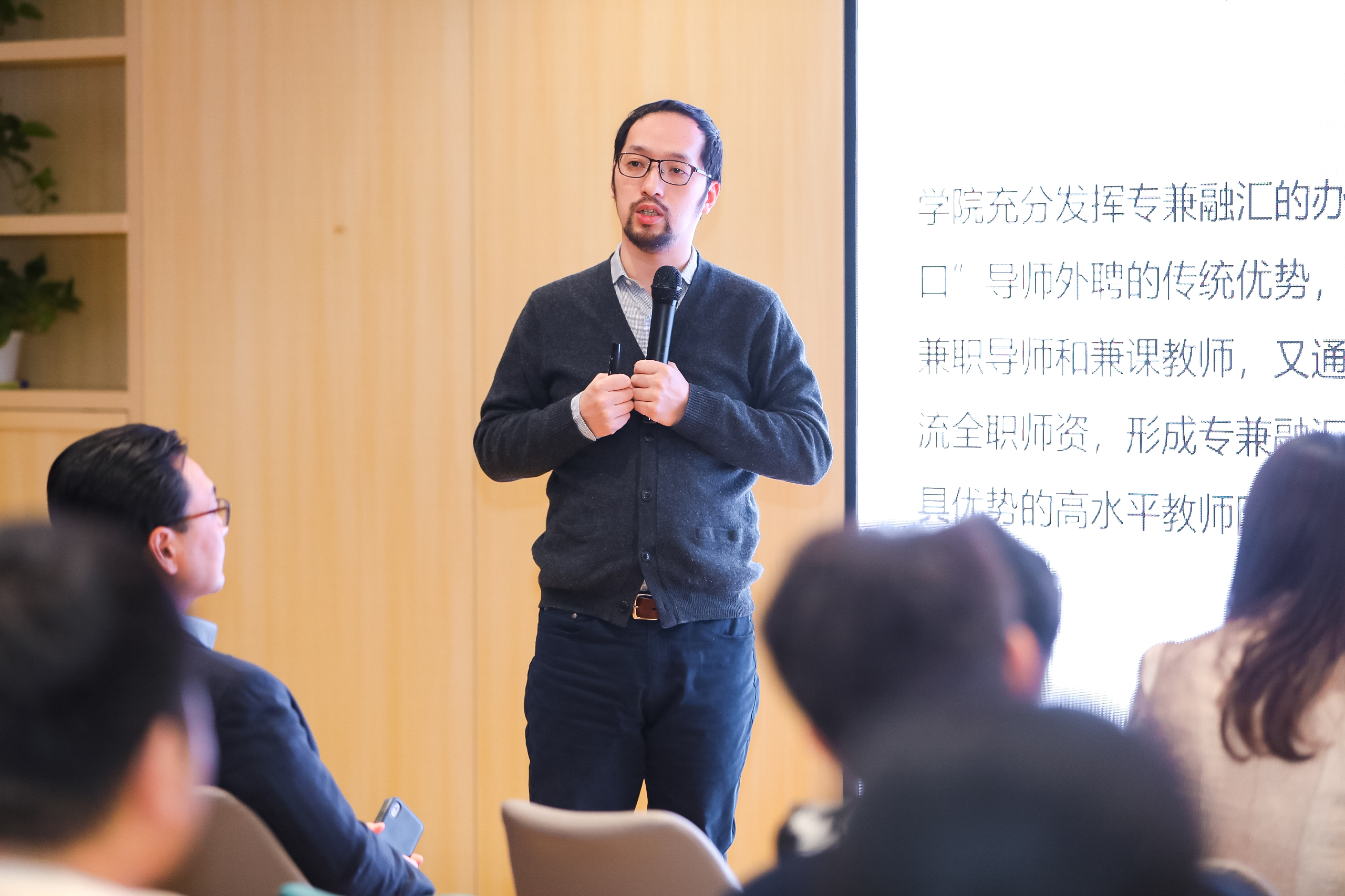 刘碧波.jpg 刘碧波.jpg